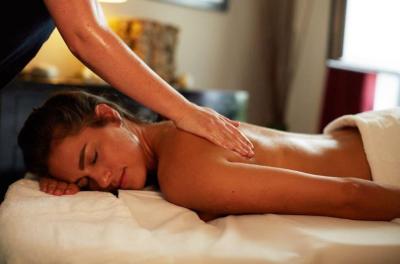 Traditional Swedish Massage 60 Min - 5 einheiten + 1 gratis